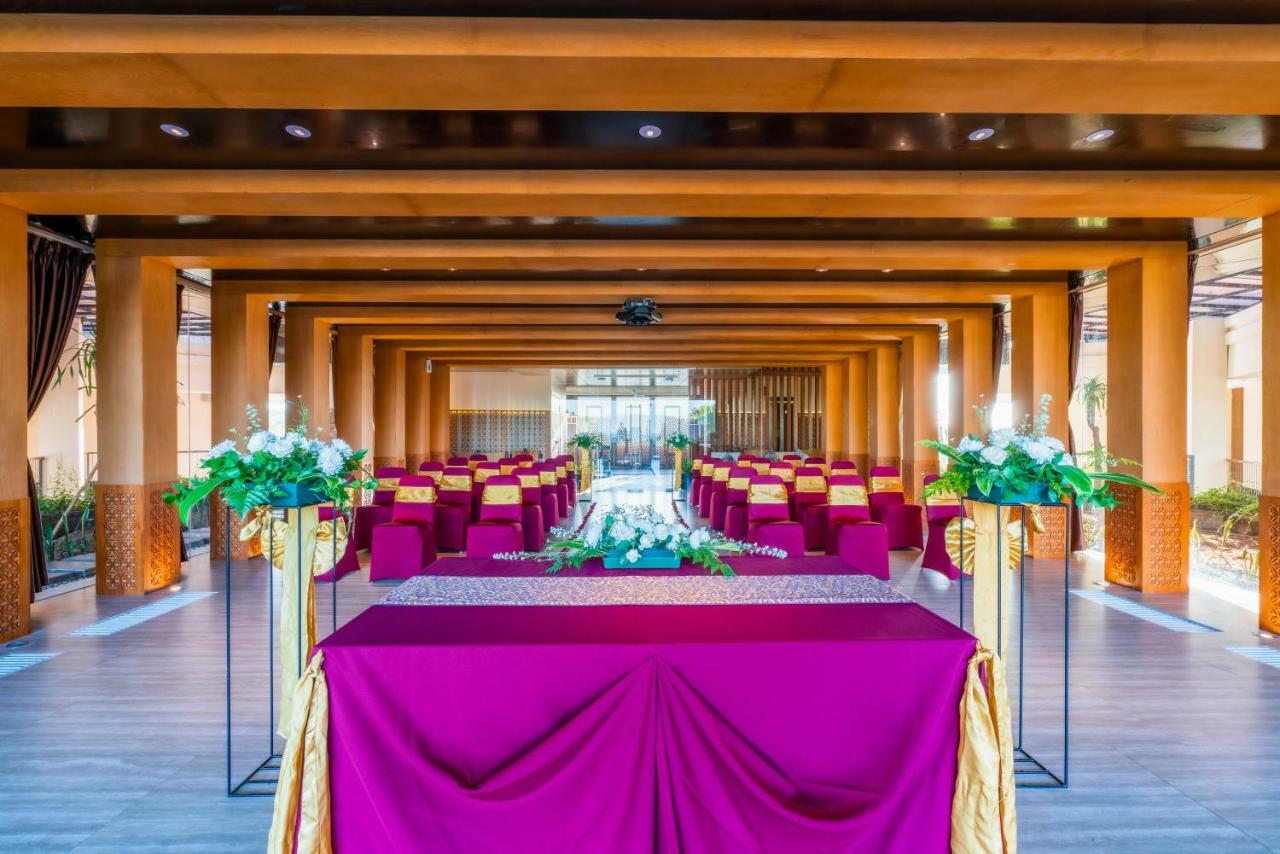 Vouk Hotel And Suites Nusa Dua  Exterior foto